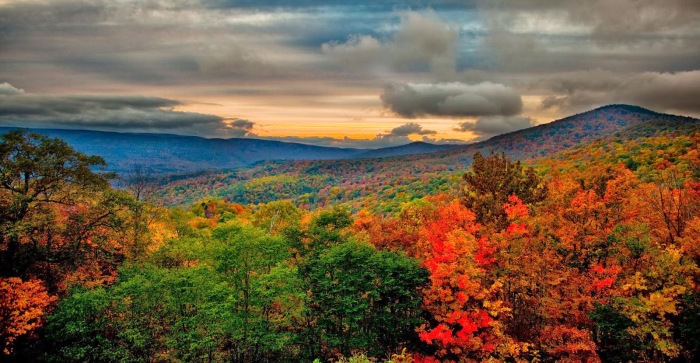 Autumn-colors-mountain-sunset_-_Virginia_-_ForestWander